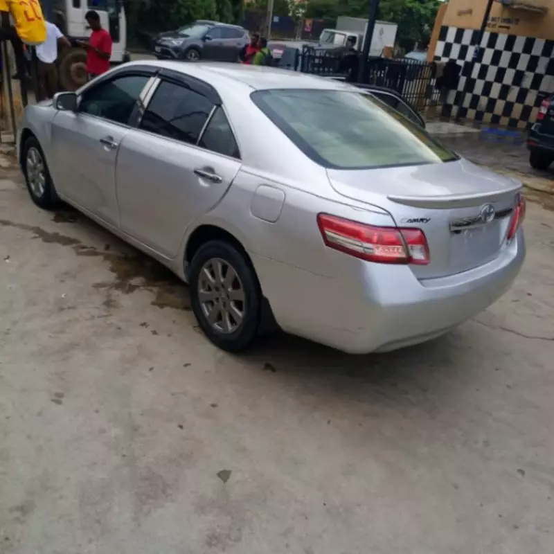 TOYOTA Camry   - 2009