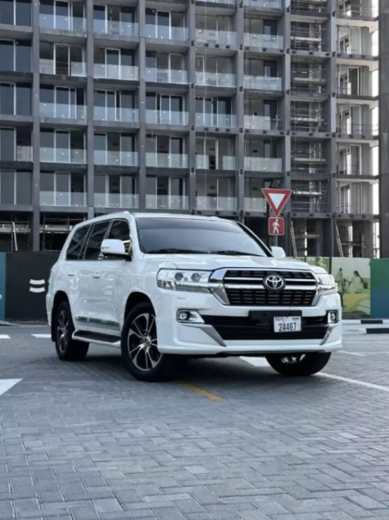Toyota Land Cruiser   - 2019