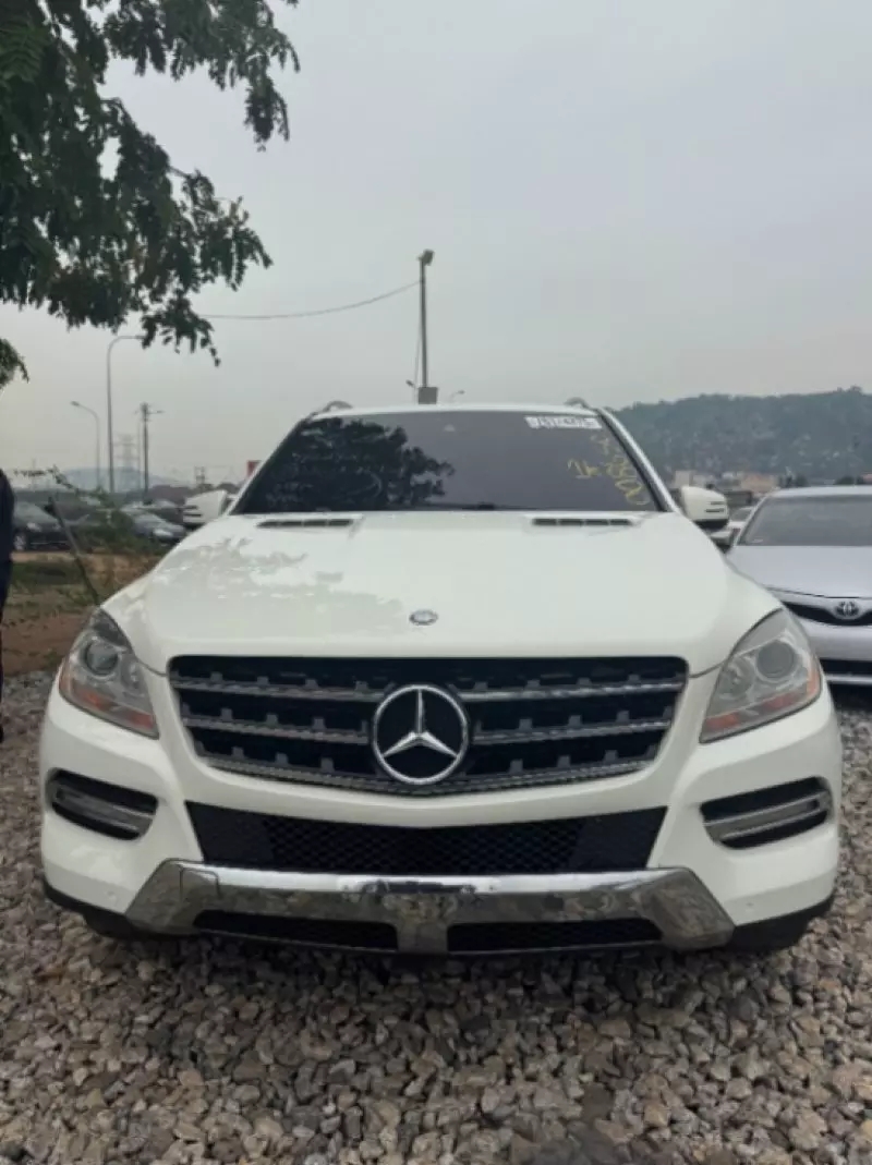 Mercedes-Benz ML 350   - 2012
