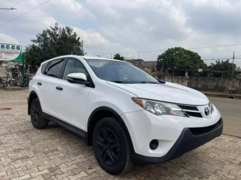 Toyota RAV4   - 2013