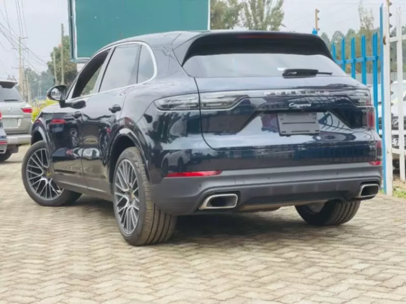 PORSCHE Cayenne   - 2018