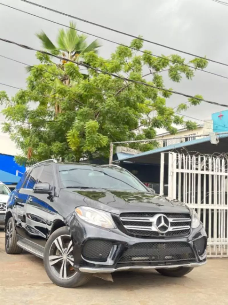 Mercedes-Benz ML 350   - 2012