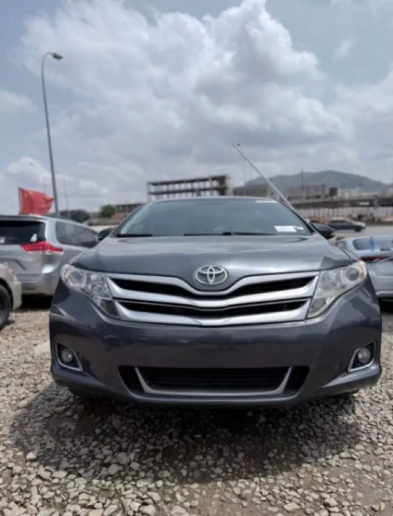 TOYOTA Venza   - 2015