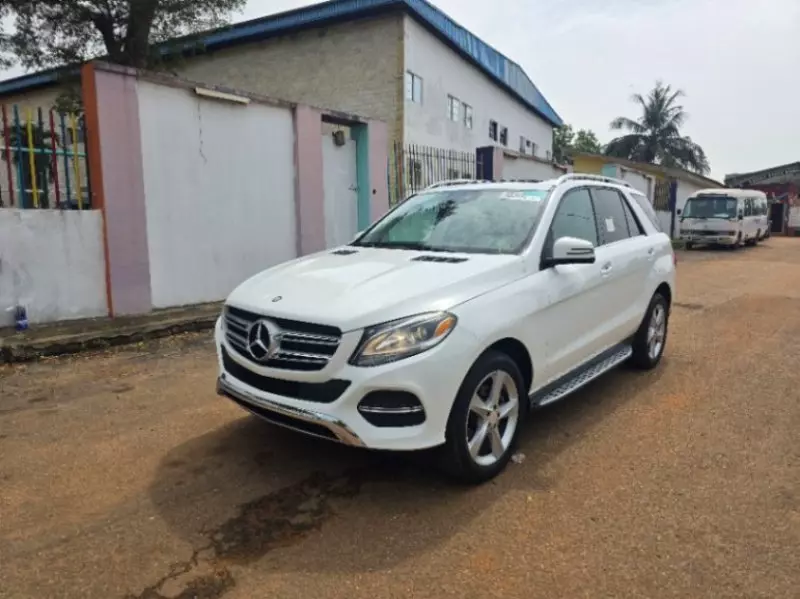 Mercedes-Benz GLE 350   - 2016