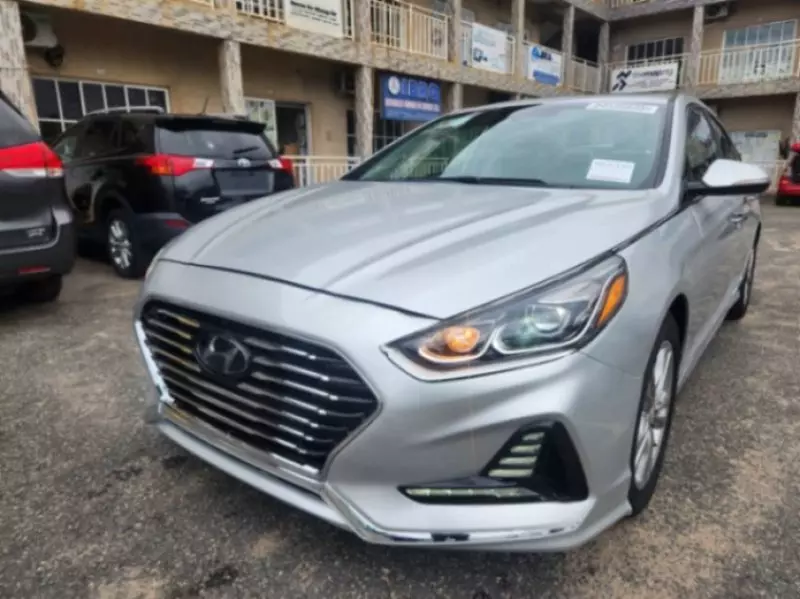 Hyundai Sonata   - 2018