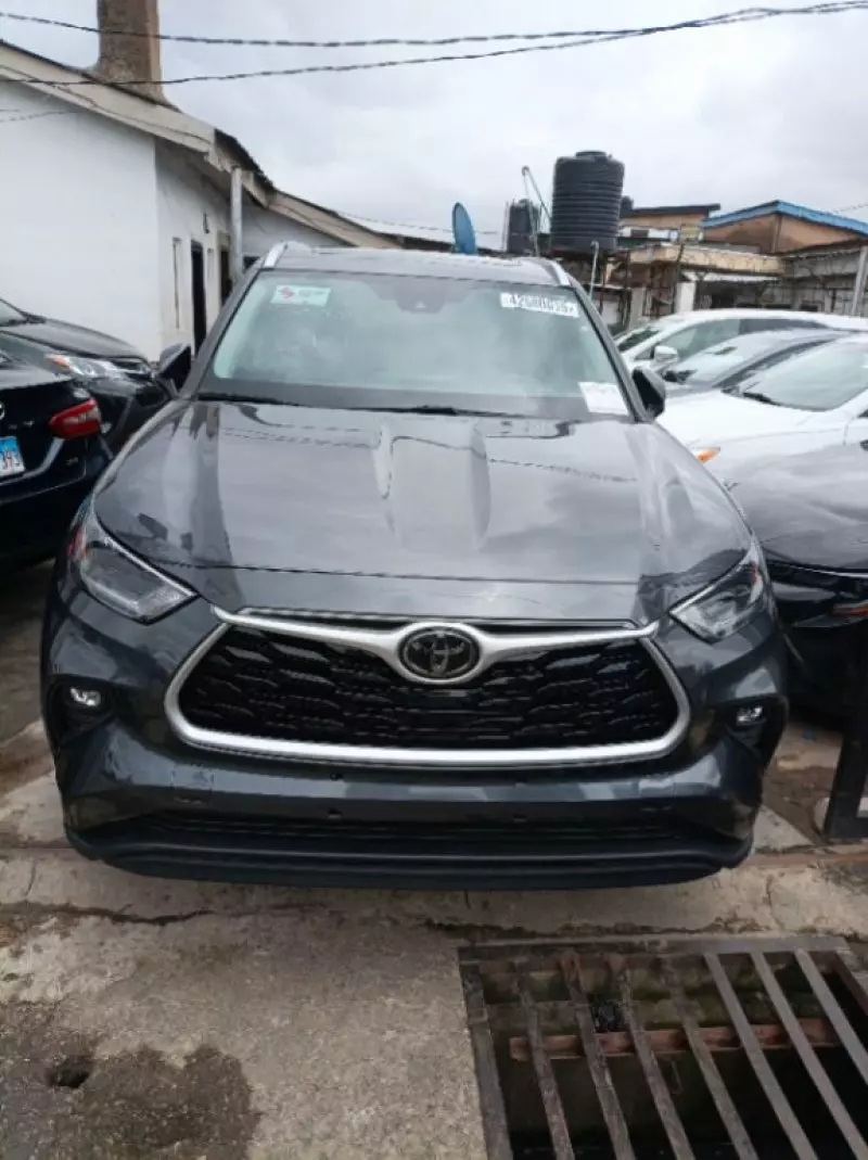 Toyota Highlander   - 2009