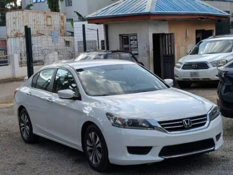 Honda Accord   - 2013