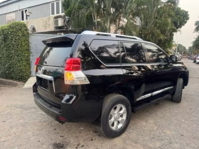 Toyota Landcruiser Prado   - 2010