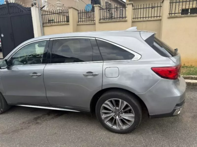 Acura MDX   - 2017