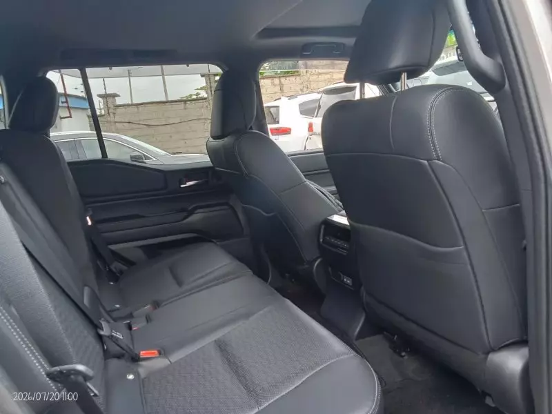 TOYOTA Landcruiser Prado - 2024