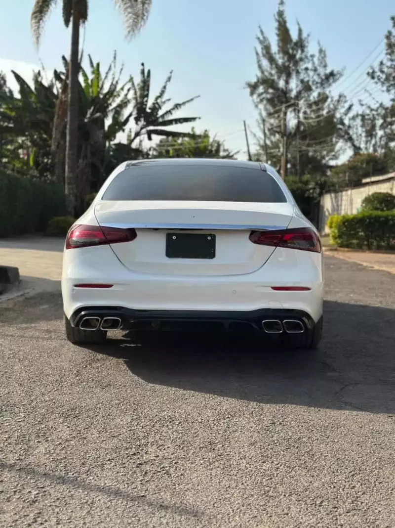 Mercedes-Benz E250   - 2016