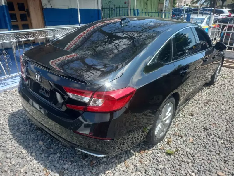 Honda Accord   - 2020