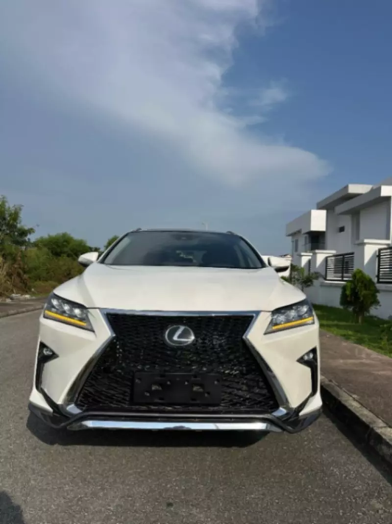 Lexus RX   - 2018