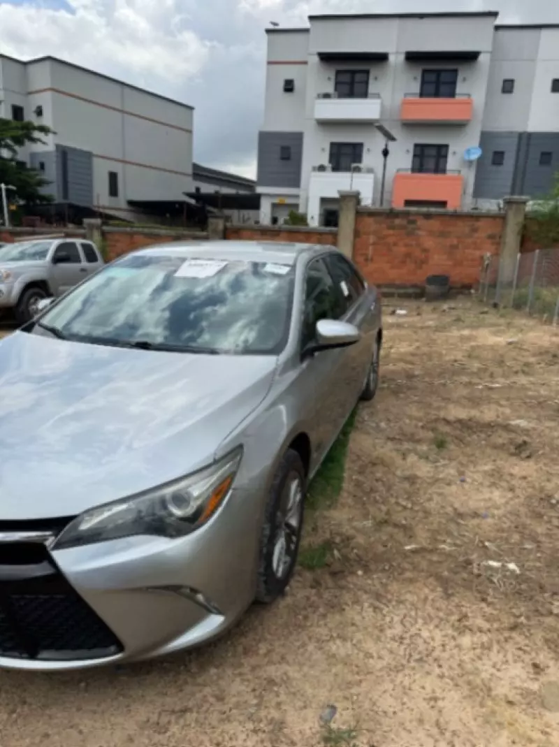 TOYOTA Camry   - 2016