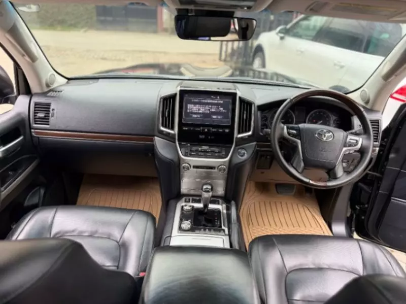 TOYOTA Land Cruiser   - 2016
