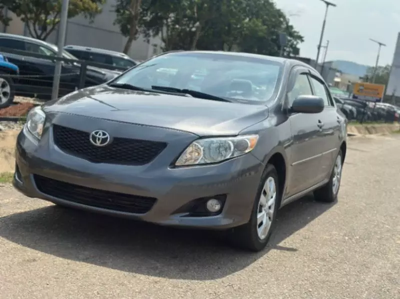 TOYOTA Corolla   - 2009