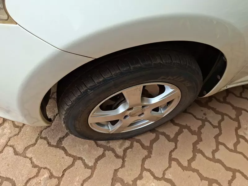 TOYOTA Ractis - 2010