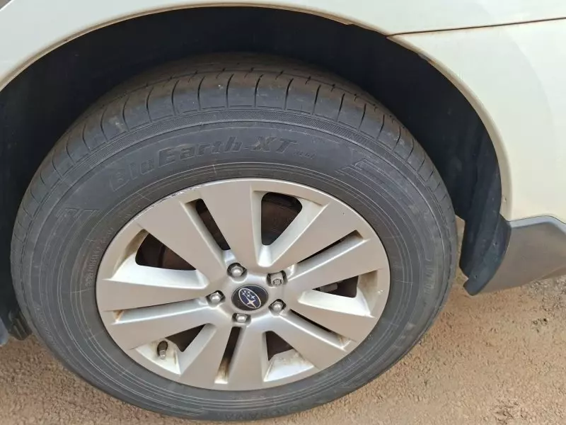 Subaru Outback   - 2014