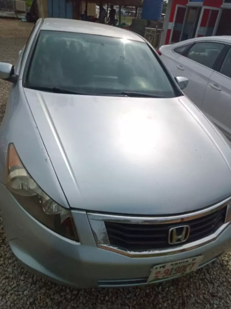 Chevrolet Malibu   - 2019
