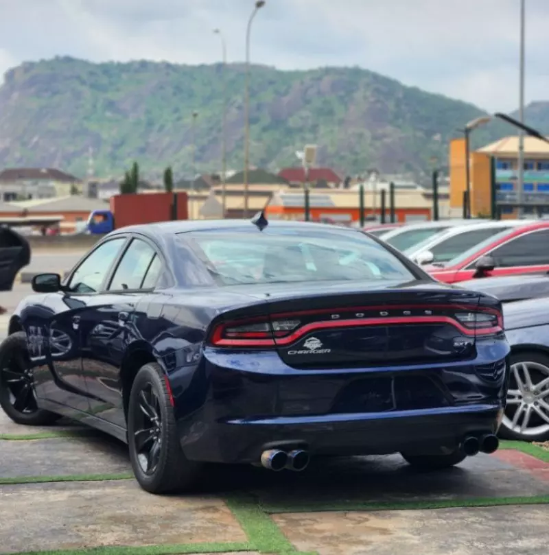 Dodge Charger   - 2015