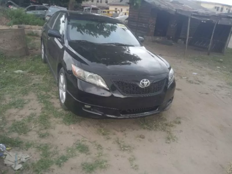 Toyota Camry   - 2008