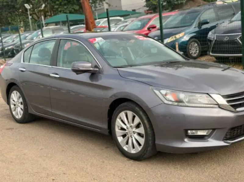 Honda Accord   - 2013