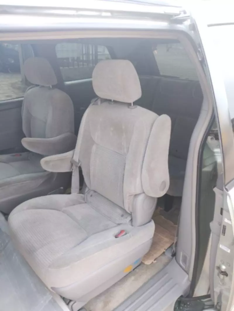 Toyota Sienna   - 2008
