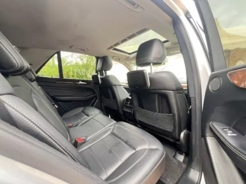 Mercedes-Benz ML-Class   - 2012