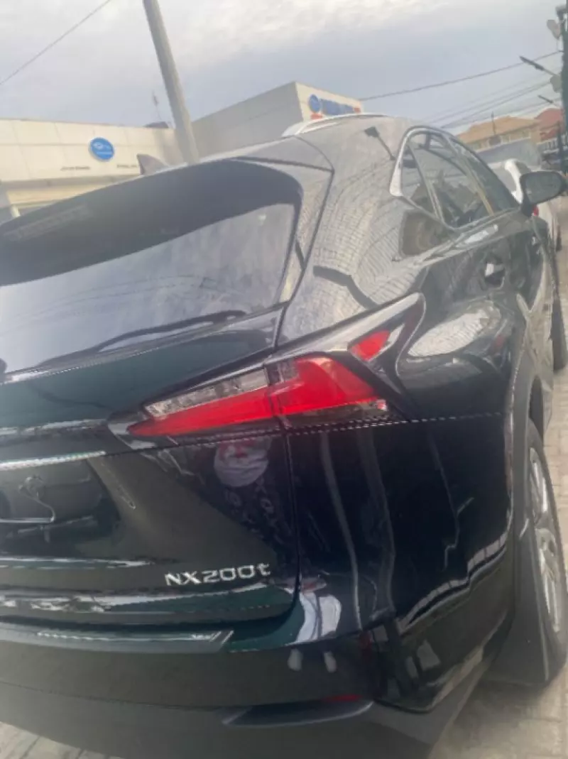 Lexus NX 200T   - 2016