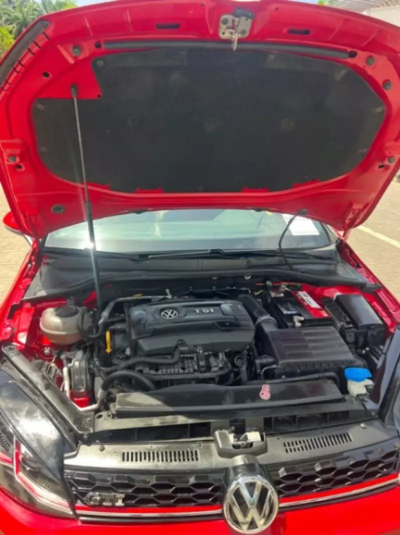 Volkswagen GTI   - 2019