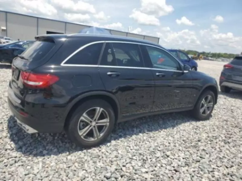 Mercedes-Benz GLC 300 - 2016