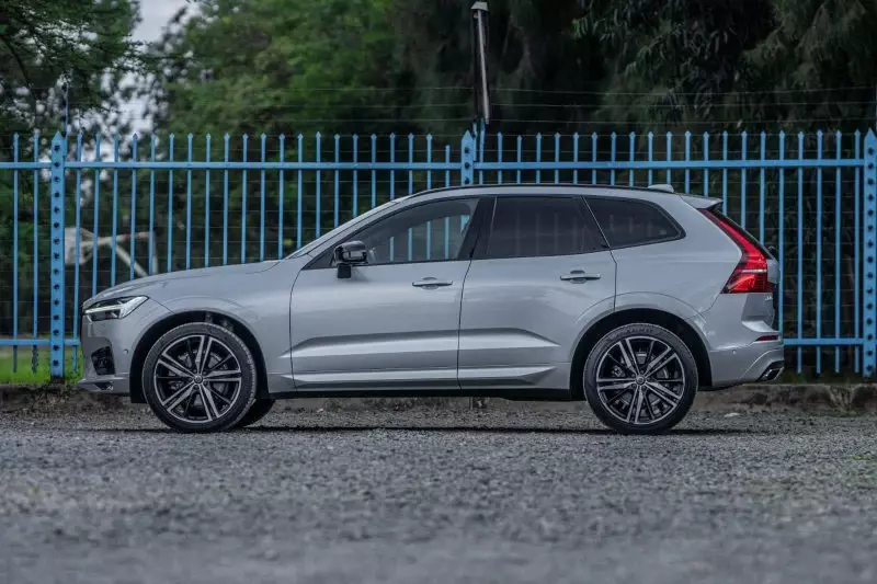 Volvo XC60   - 2021