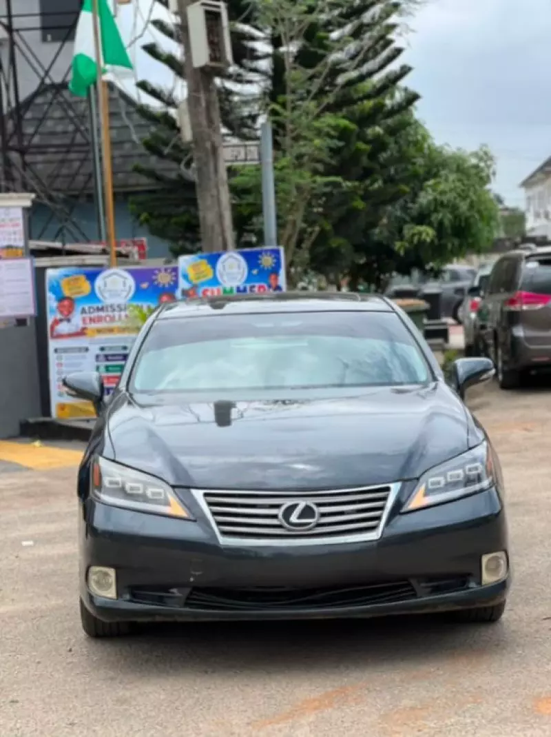 Lexus ES   - 2008