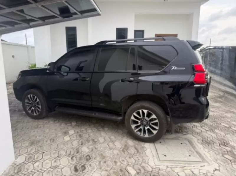 Toyota Prado VX   - 2010