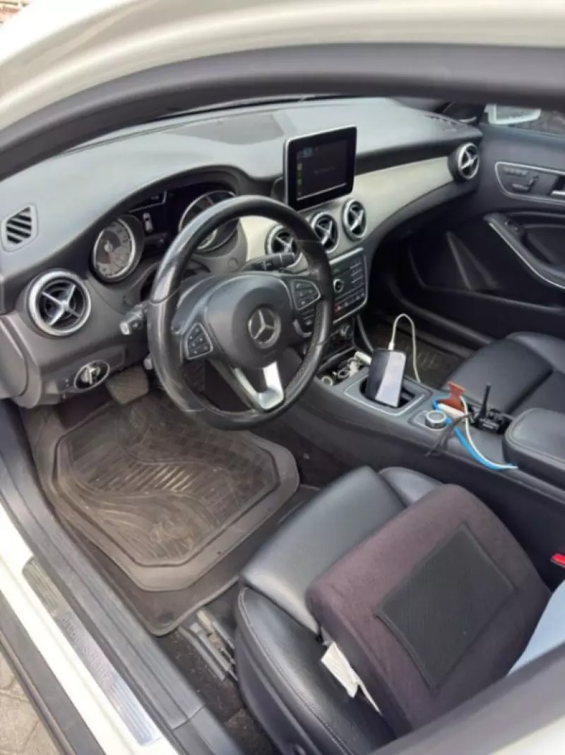 Mercedes-Benz GLA-Class   - 2017