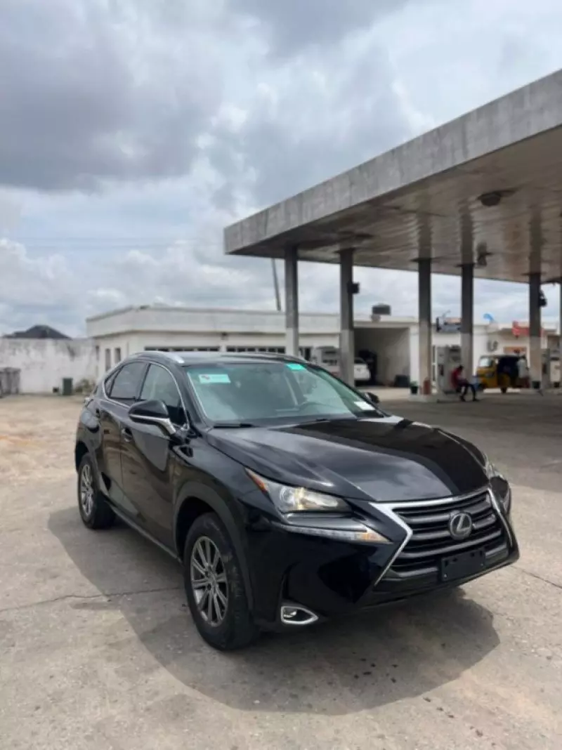 Lexus NX 200   - 2016