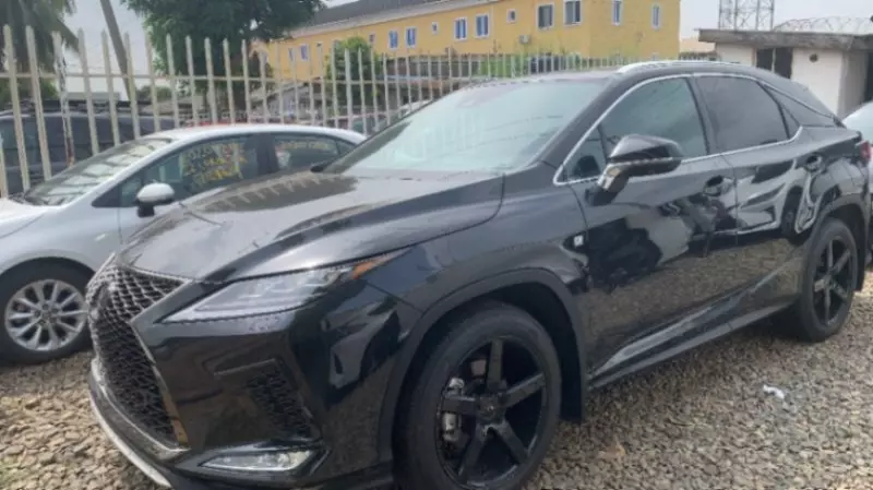 Lexus RX 330   - 2022
