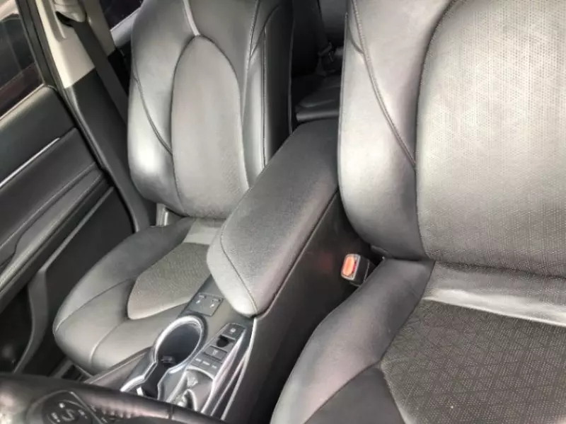 TOYOTA Camry - 2018