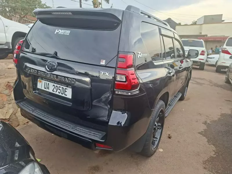 TOYOTA Landcruiser Prado   - 2017