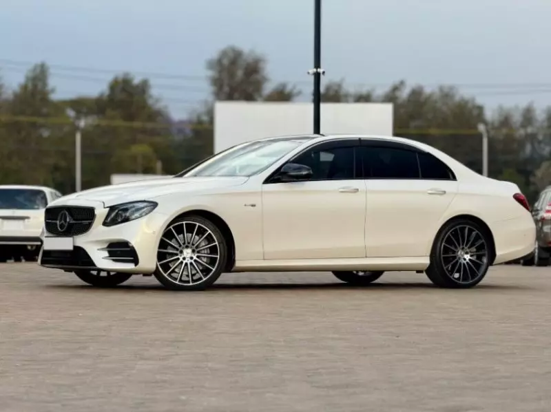 Mercedes-Benz E 43 AMG   - 2017