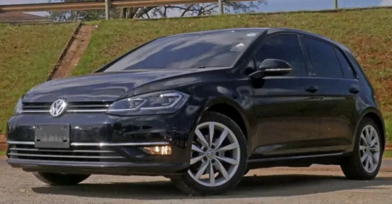 Volkswagen Golf   - 2018