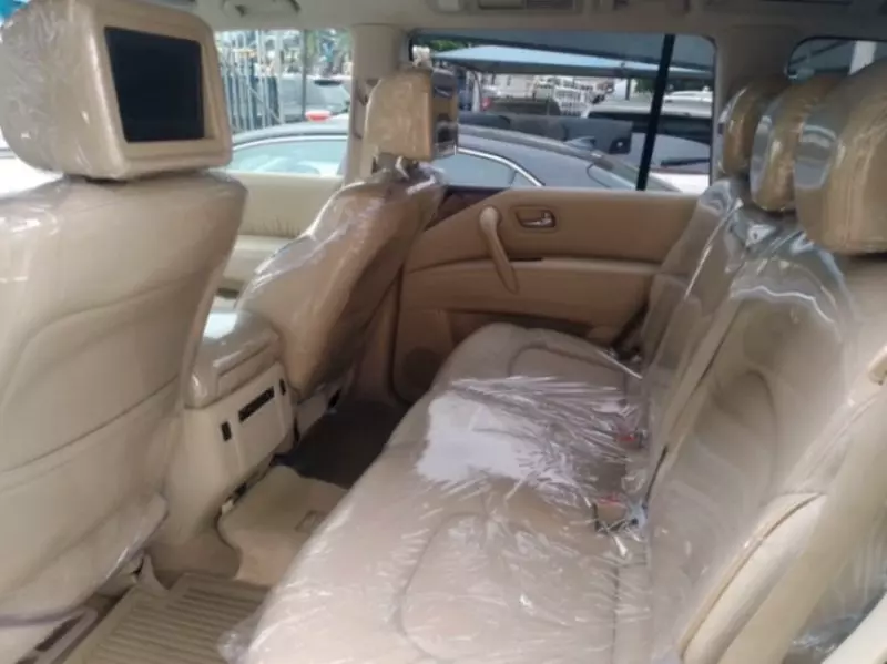 Infiniti QX80   - 2014