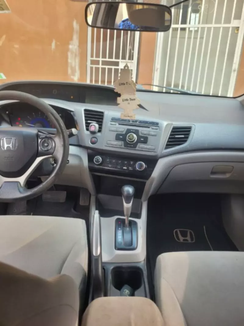 Honda Civic   - 2013