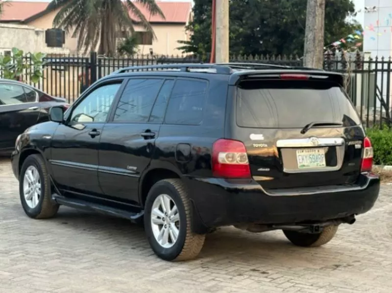 Toyota Highlander   - 2007