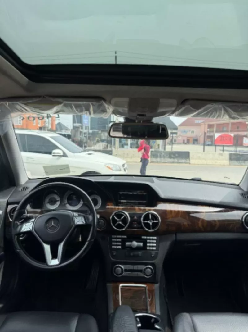 Mercedes-Benz GLK 350   - 2014