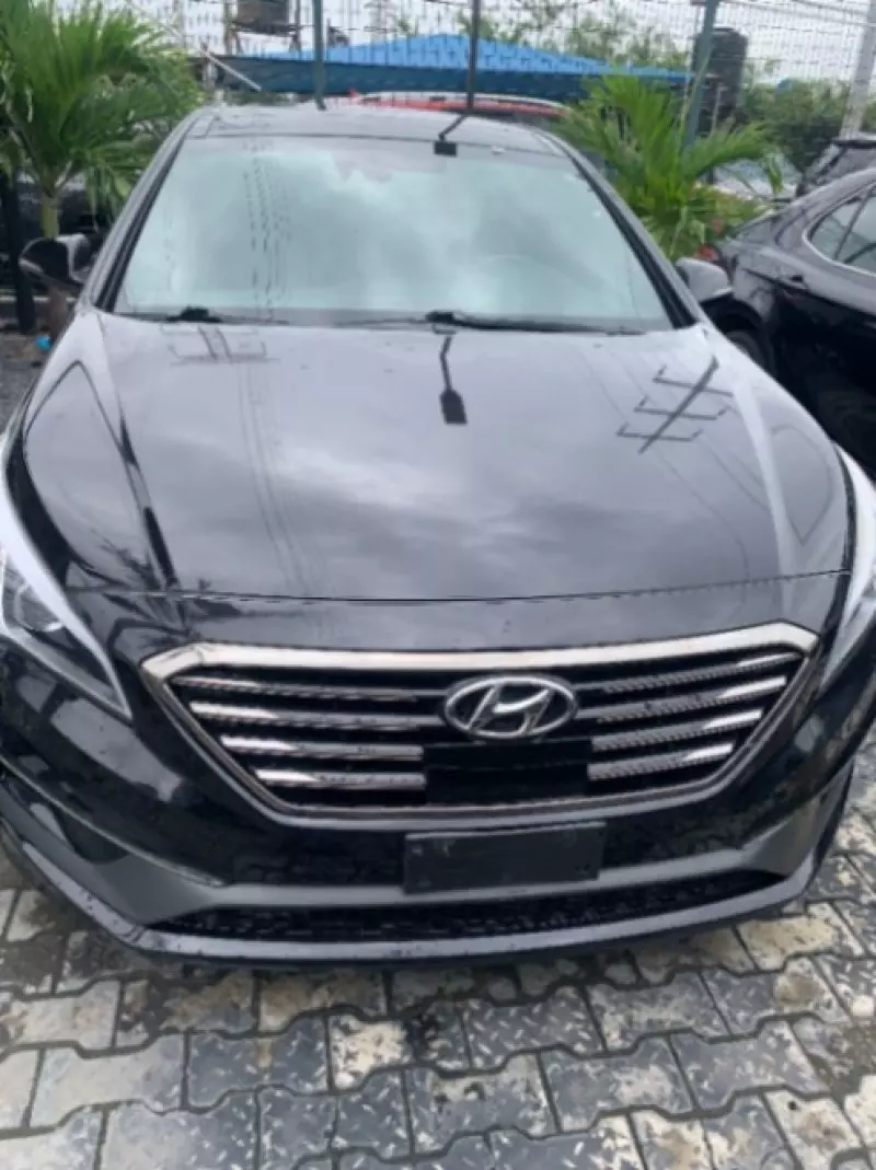 Hyundai Sonata - 2015