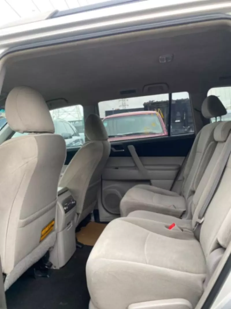 TOYOTA Highlander   - 2012