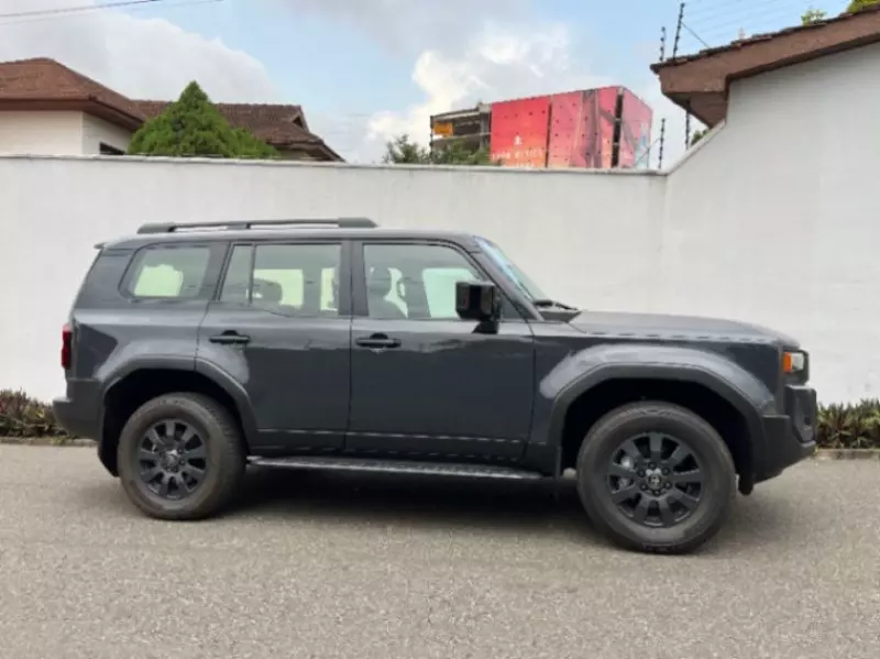 Toyota Prado   - 2025