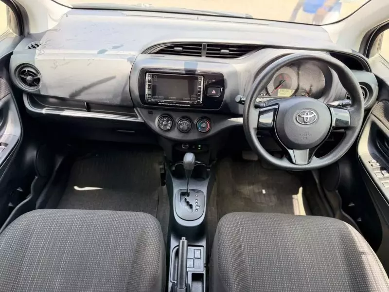 TOYOTA Vitz   - 2019