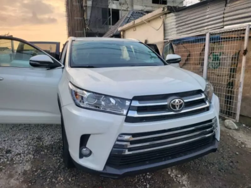 TOYOTA Highlander   - 2015